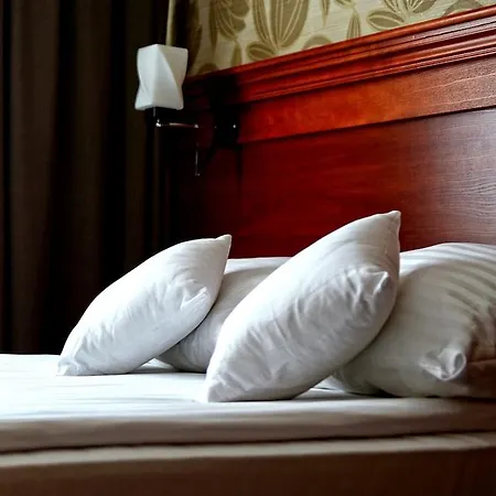 Hotel Jamajka & 3*