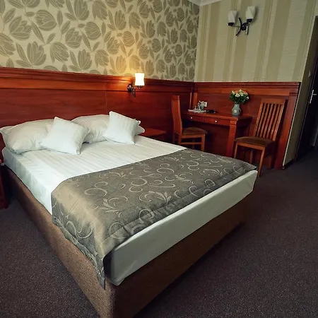 Hotel Jamajka & 3*