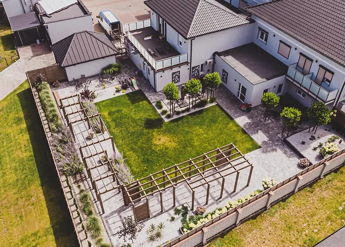 Ξενοδοχείο Jamajka & 3*